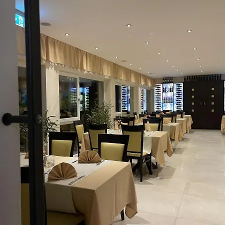 Hotel Amalfi Buttenwiesen
